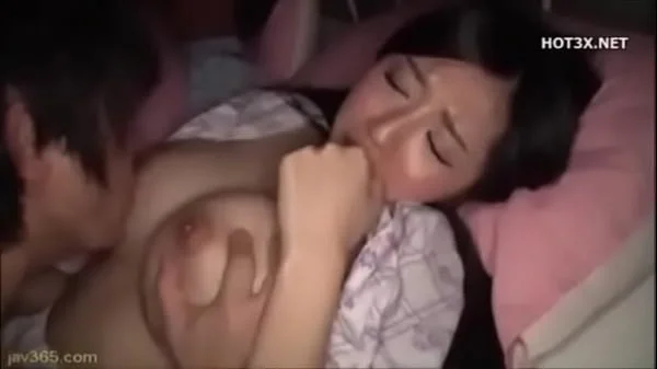 Who is She? Who is the movie house?