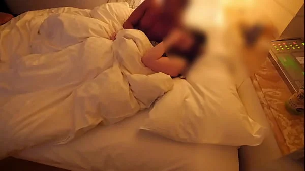 やらせなし完全リアル【個人撮影】【隠し撮り】鬼美尻エッチでがち豹変　ジェラート屋で働く28歳　マッチングアプリで出会った　中で何度もイキ喘ぐ性交好き女