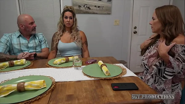 Stepdaughter gives StepDaddy some table action while Stepmom is out