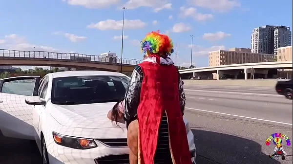 Gibby The Clown Fucks Juicy Tee On Atlanta’s Most Popular Highway