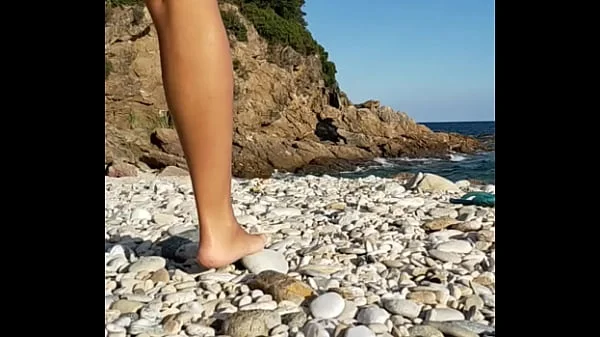 Walking naked on a public beach#pebbles insertion