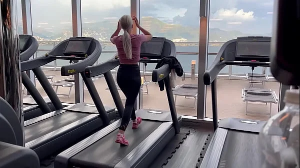 I like an unknown girl from the cruise ship gym, I go to her room to fuck her and she gives me a blowjob until I finish cumming