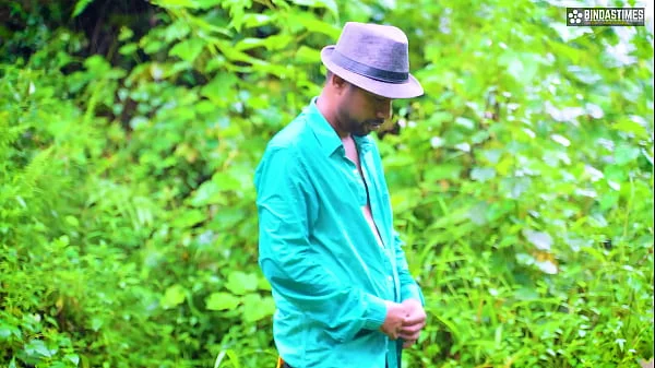 Desi Indian Real Chudai on open road and jungle outdoor hardcore ( Hindi Audio )