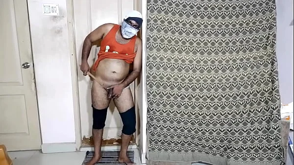 Black cock hear and cum in hand