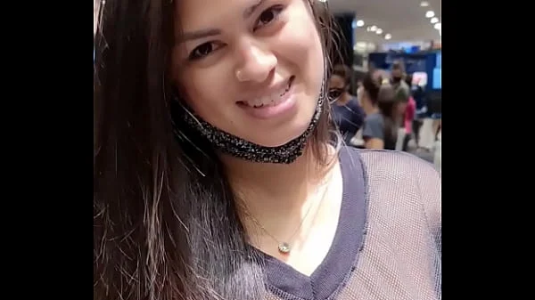 Ficou pelada no Shopping do Recife Luana Kazaki