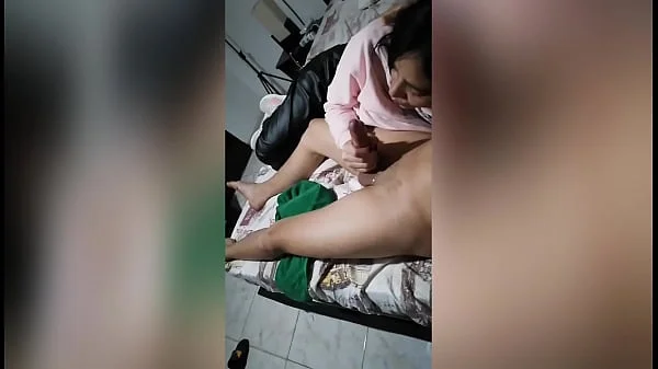 Que Puedo Hacer Con Su Novia Le Encanta Mi Culo y Me Lo Pide. Que tremenda Puta. No lo veas es mi video