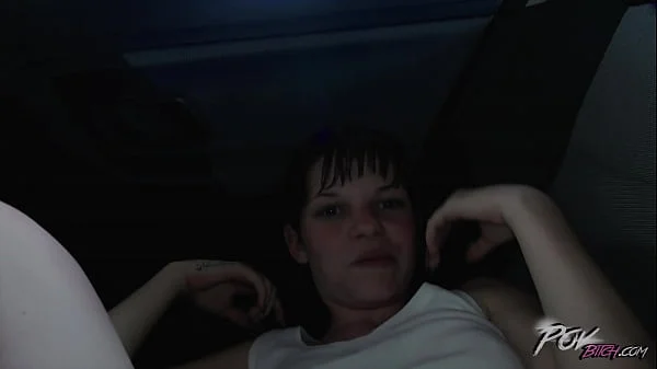 Real amateur fucking in car