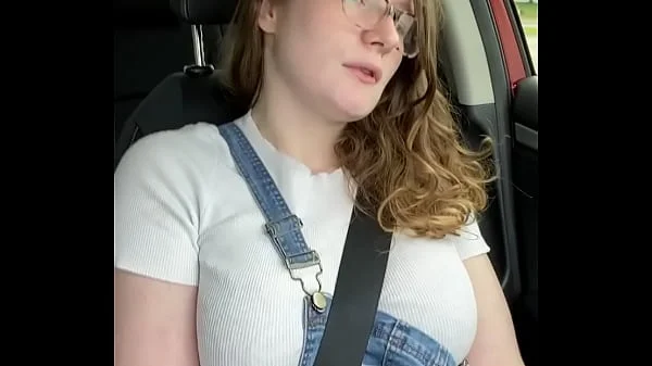 Nerdy Country Girl Rubs Herself in her Car