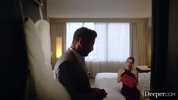 Deeper. Bridesmaid Anna Claire distracts the jilted groom